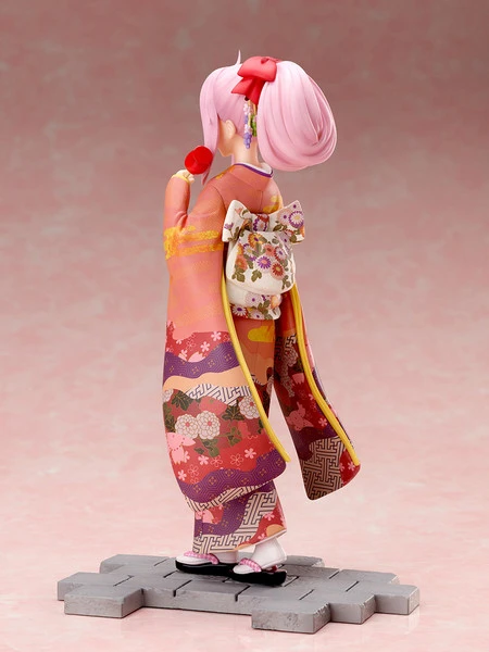 FURYU Nadeshiko Kagamihara Furisode Ver Laid-Back Camp Figure 9 FURYU Nadeshiko Kagamihara Furisode Ver Laid-Back Camp Figure - Image 7