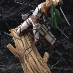 KOTOBUKIYA Levi Renewal Package Ver Attack On Titan ARTFX J Figure