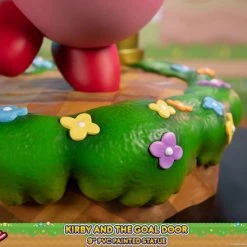 FIRST 4 FIGURES Kirby And The Goal Door Statue -Toy Model Cosplay Store 761568008494 figure kirby and the goal door altt